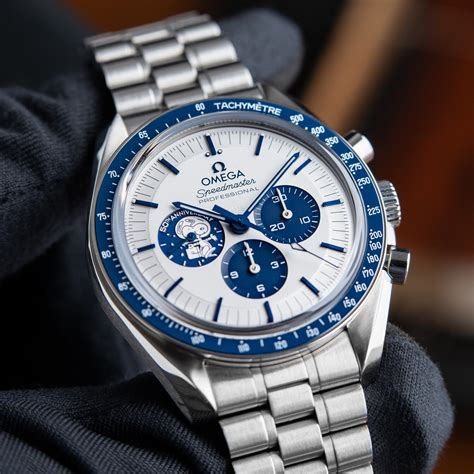 omega speedmaster 50th year anniversary|omega snoopy 50th anniversary price.